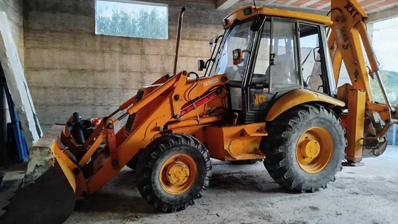 OmecoHub - JCB 3CXT